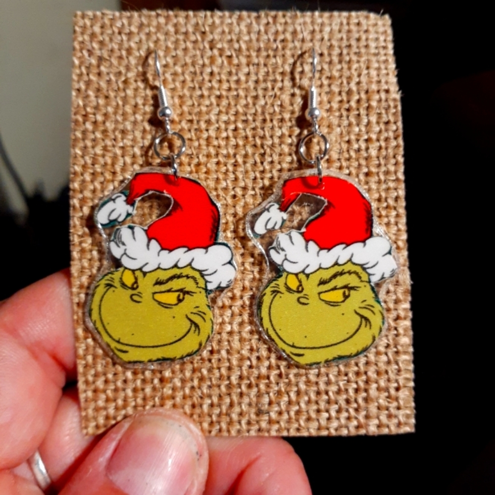 Grinch earrings